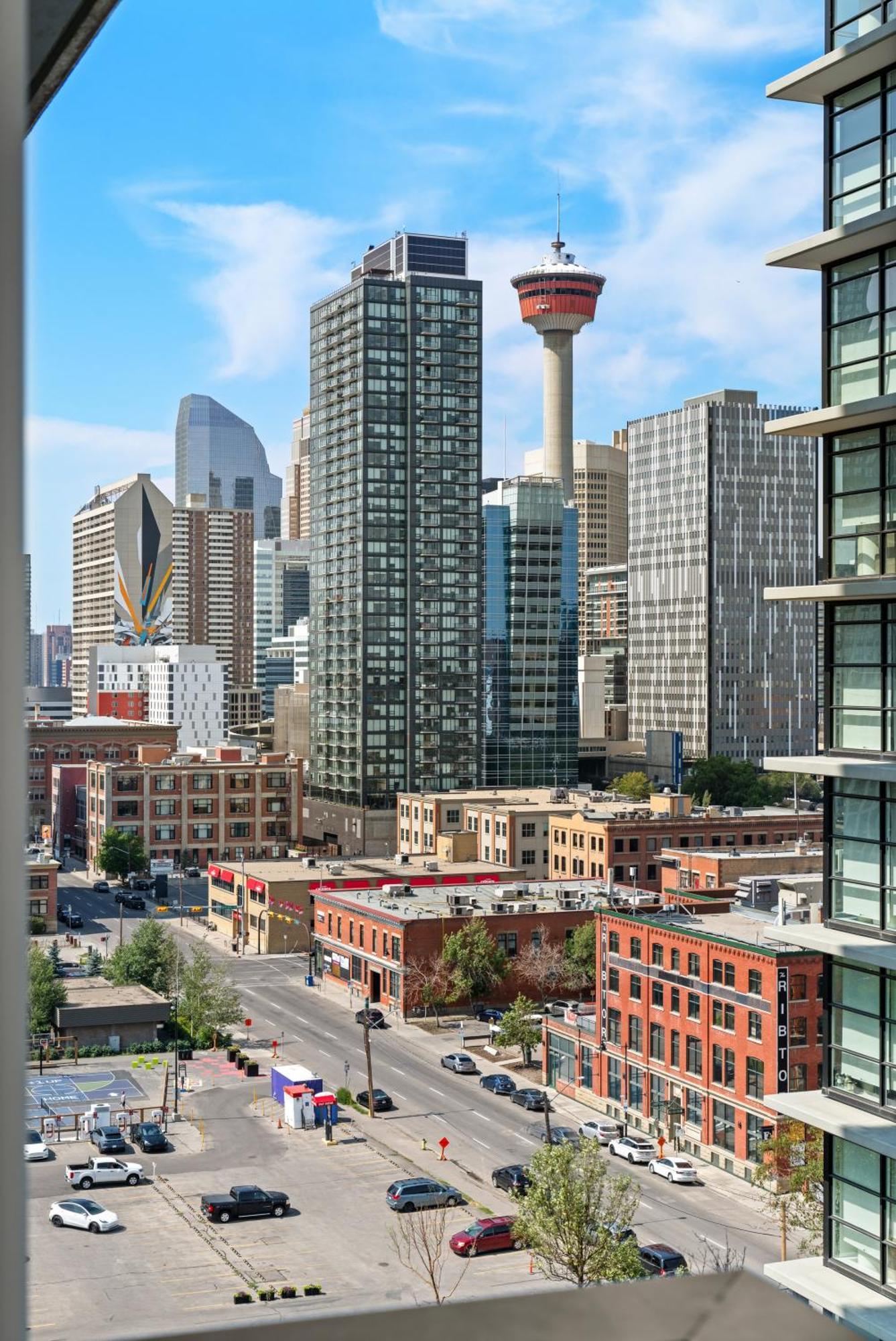 Modern Suite Calgary Downtown 5 Min Walk Stampede Bagian luar foto